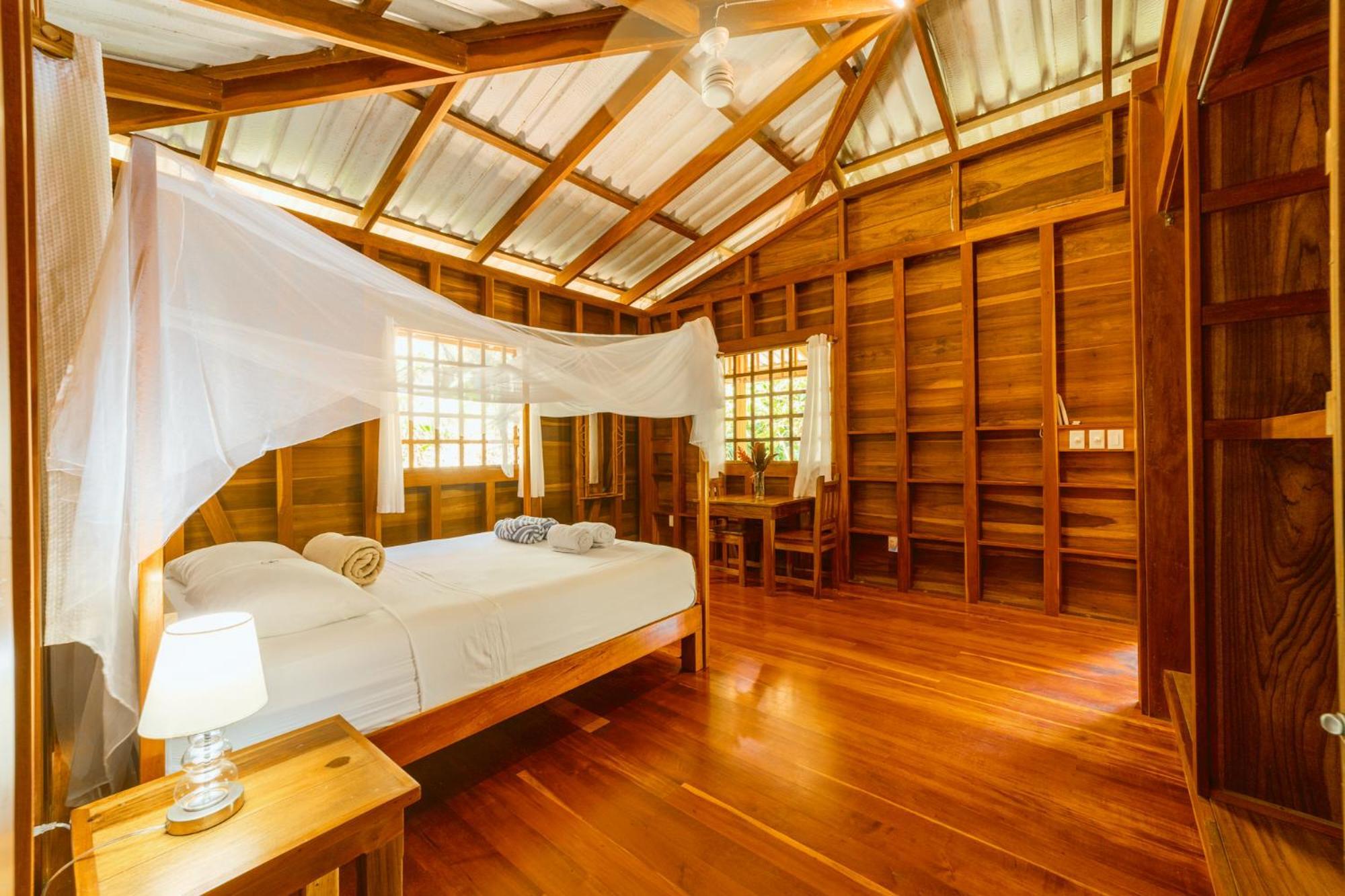 Casa Viva Lodge Puerto Viejo de Talamanca Eksteriør billede